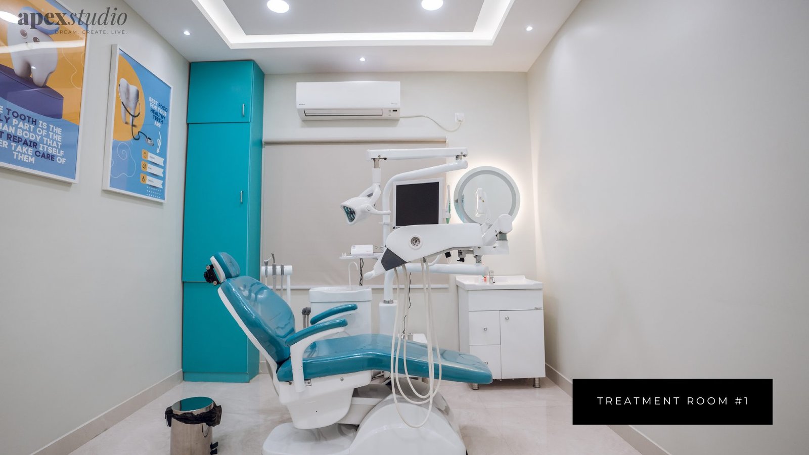 Treatment room one chair and storage